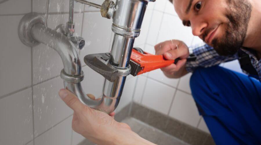 Professional emergency plumbing in Hathaway Pines, CA
